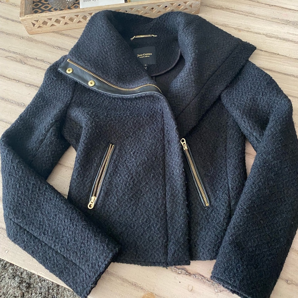‼️ 1️⃣5️⃣‼️ EUC Juicy couture bomber jacket -small